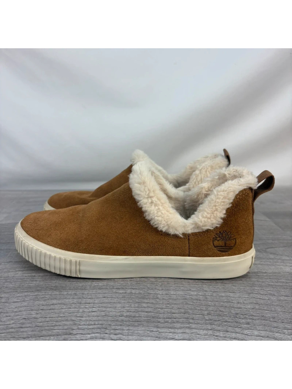 Vintage Timberland Mukluks Size 7.5 Suede Shearling Slip-On Shoes